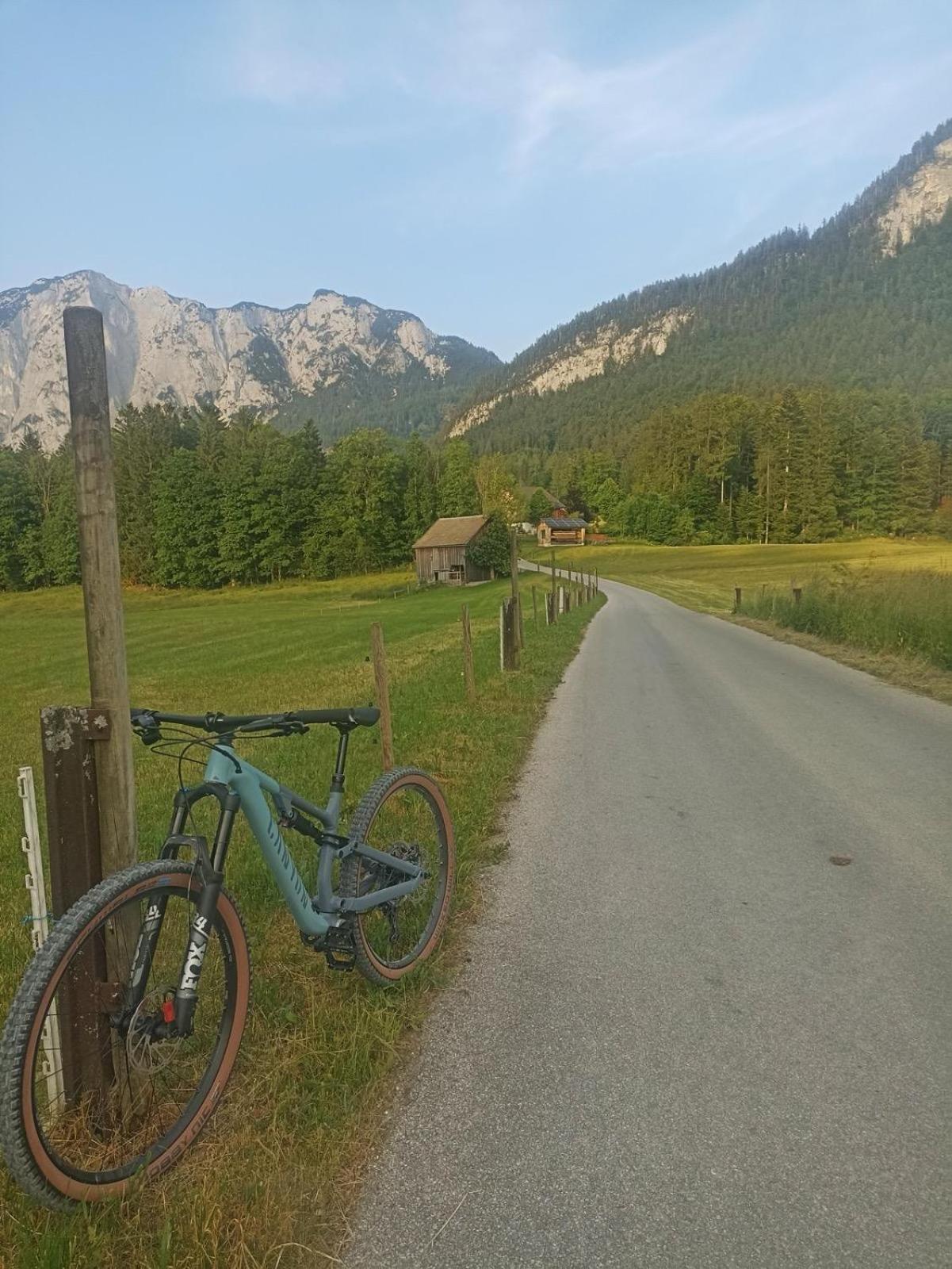 Ausseerland Apartments - Relax, Ski, Hike And Bike, Garden, Parking, Bbq, Near Hallstatt, Loser, Tauplitz And Krippenstein, Free Wi-Fi And Netflix Бад Аусзее Экстерьер фото